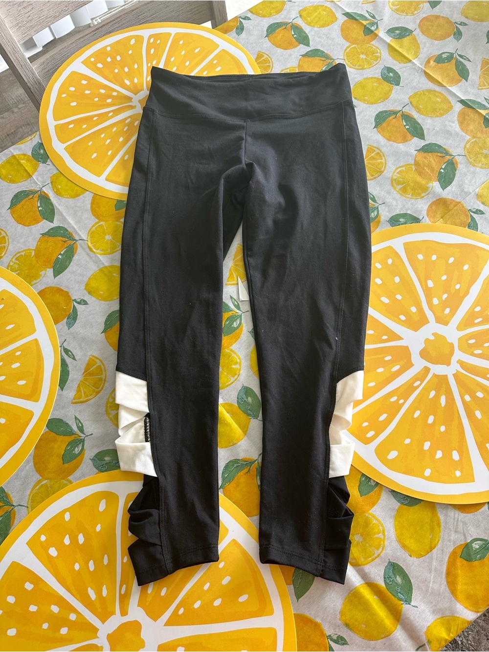 NWOT balance collection leggings size small